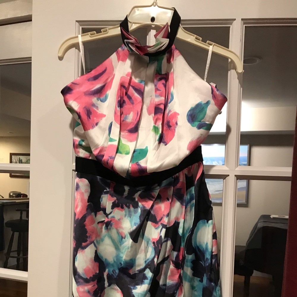 T.tangtu dress size S NWT